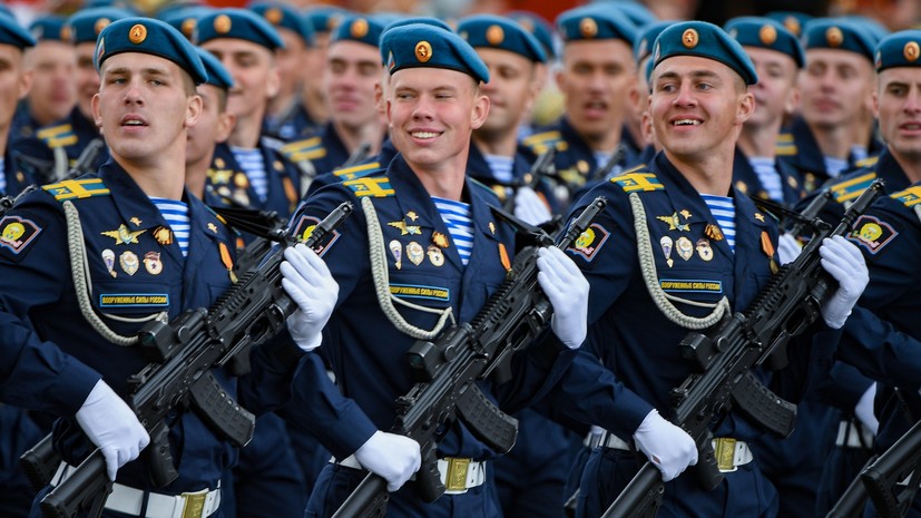 95 лет славы и традиций «голубых беретов»: 2 августа — День ВДВ