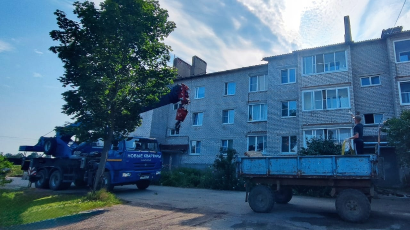 Ураган повредил крыши шести многоквартирных домов в ярославском Большом Селе