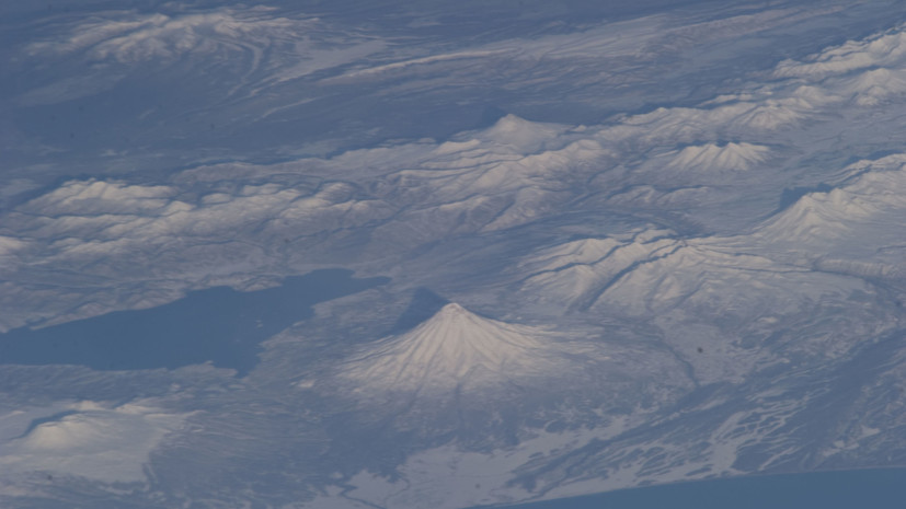 На Камчатке началось первое в истории извержение вулкана Крашенинникова