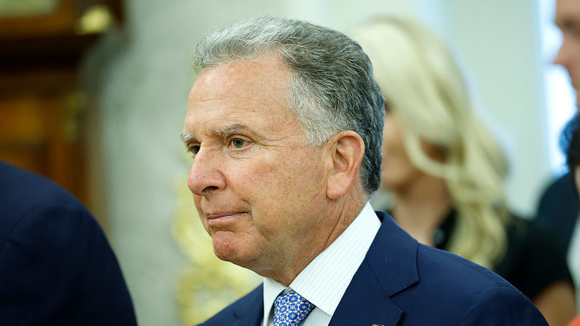 Стивен Уиткофф и Кирилл Дмитриев прогулялись по парку «Зарядье» в Москве