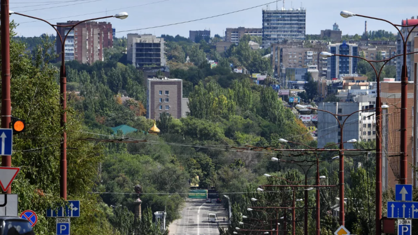Взрывы прогремели в небе над Донецком