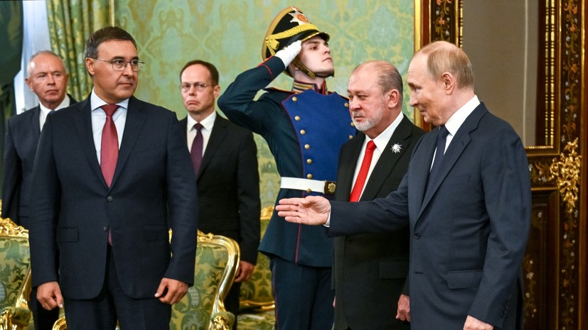 Верховный правитель Малайзии восхитился лидерскими качествами Путина