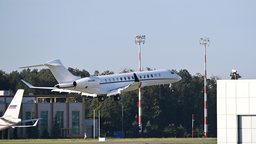 Самолёт, на борту которого может находиться Уиткофф, вылетел из Москвы