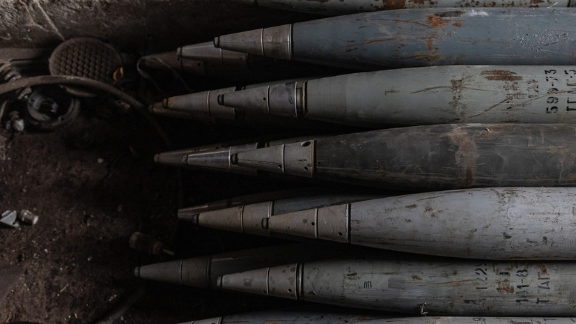 На киевском рынке нашли снаряды в холодильнике