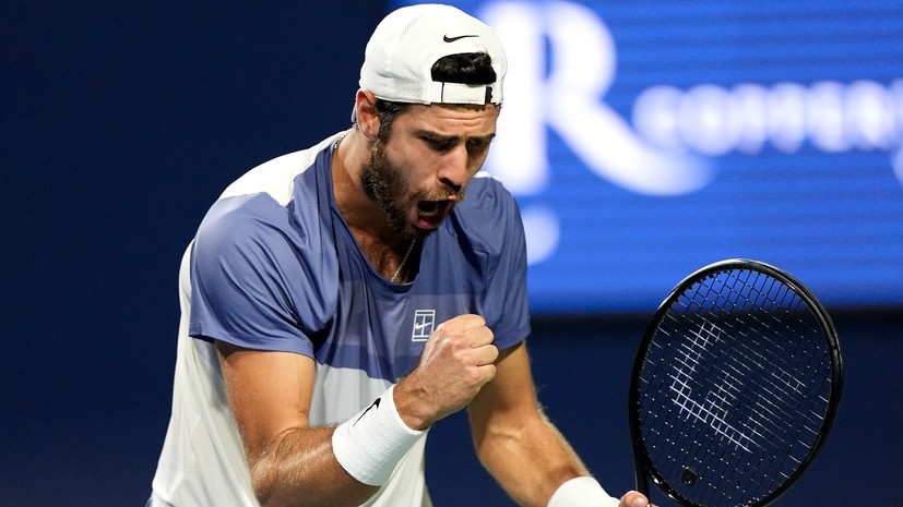 «Мы бы сейчас не разговаривали»: Хачанов выжил на матчболе и победил Зверева в полуфинале «Мастерса» в Торонто