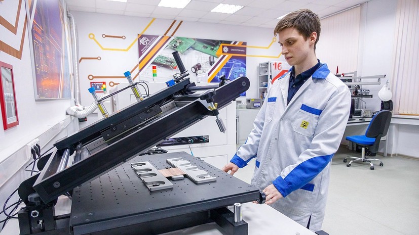 В школах Москвы продолжается набор в предпрофессиональные классы