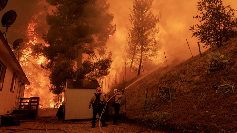 AP: 4 тысячи человек вынуждены эвакуироваться из-за нового пожара в Калифорнии