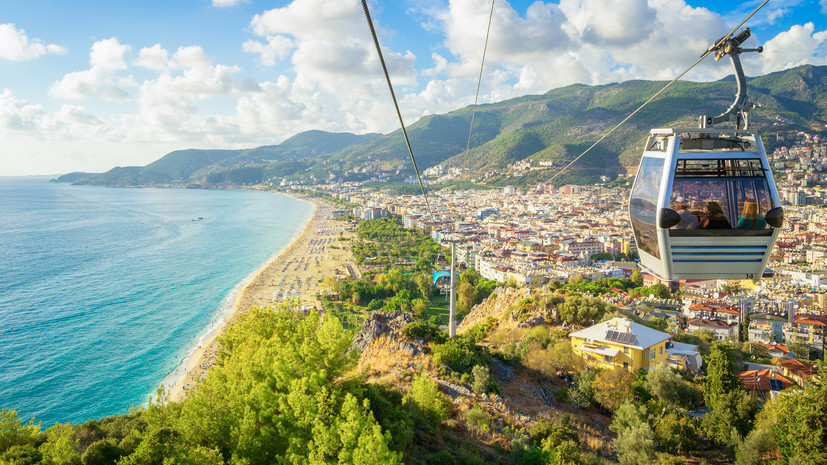 В РСТ опровергли данные о массовом отравлении туристов из России в Аланье