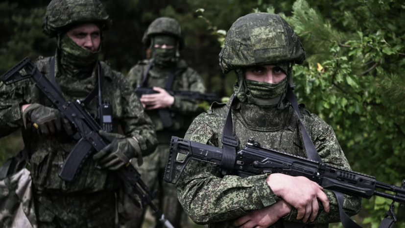 Военблогер Рожин рассказал о тактике ВС России «Волчья стая» в зоне СВО