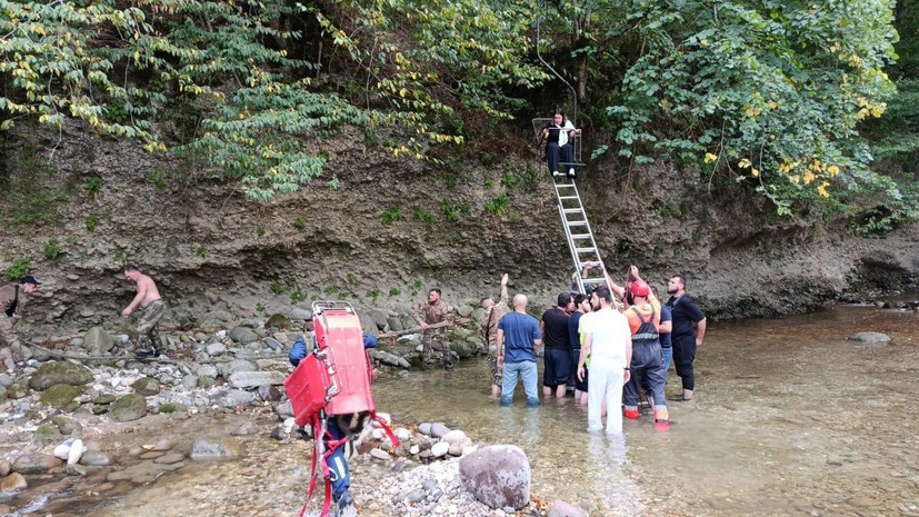 Число пострадавших при обрыве канатной дороги в Нальчике выросло до восьми