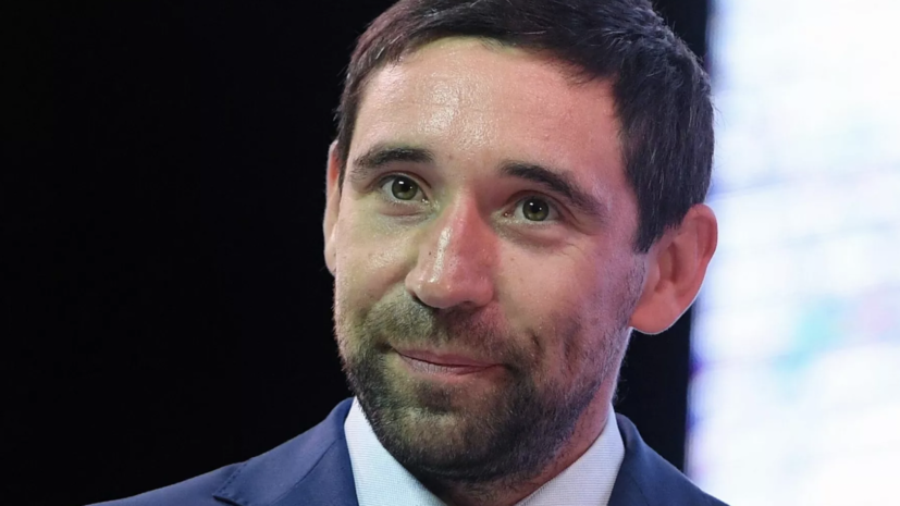 Зарипов: российским хоккеистам придётся тяжело после возвращения на мировую арену