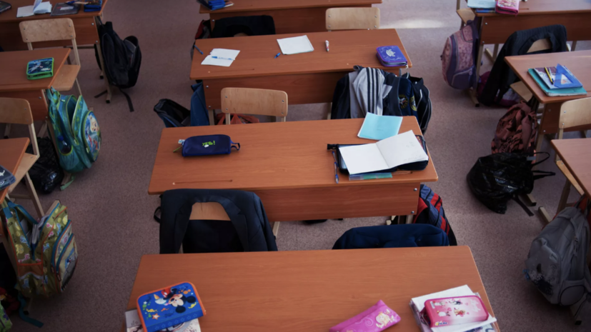 Володин спросил у подписчиков об их отношении к домашней работе у детей