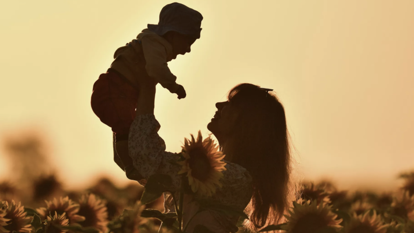 Россиянам рассказали, как отпуск по уходу за ребёнком влияет на будущую пенсию