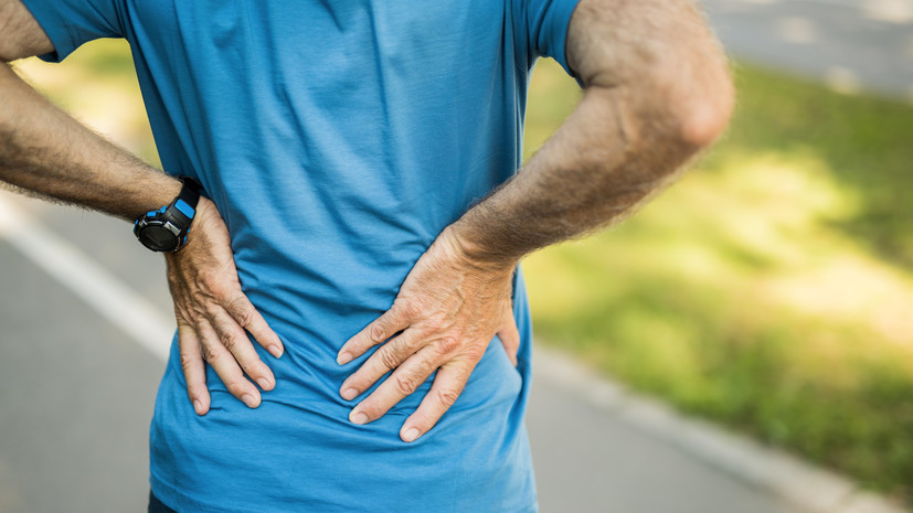 Реабилитолог Бондаренко рассказал об упражнениях для избавления от боли в спине