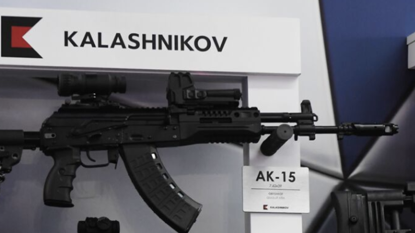 МО России оформило гособоронзаказ на модернизированные автоматы АК-15К и АК-15СК