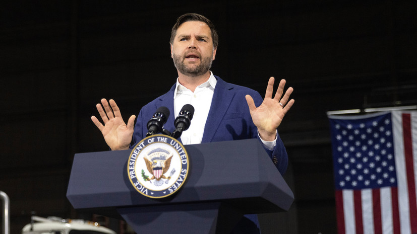 Вэнс: США хотят добиться мирного урегулирования конфликта на Украине