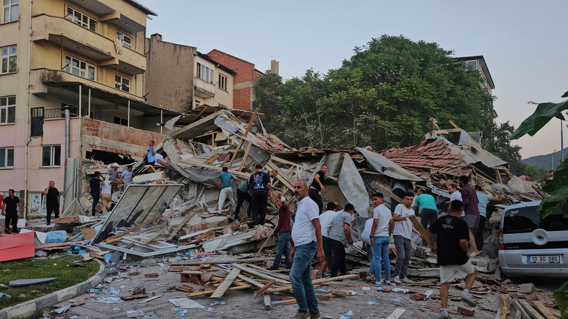 AFAD: в результате землетрясения в Турции повреждено 24 здания
