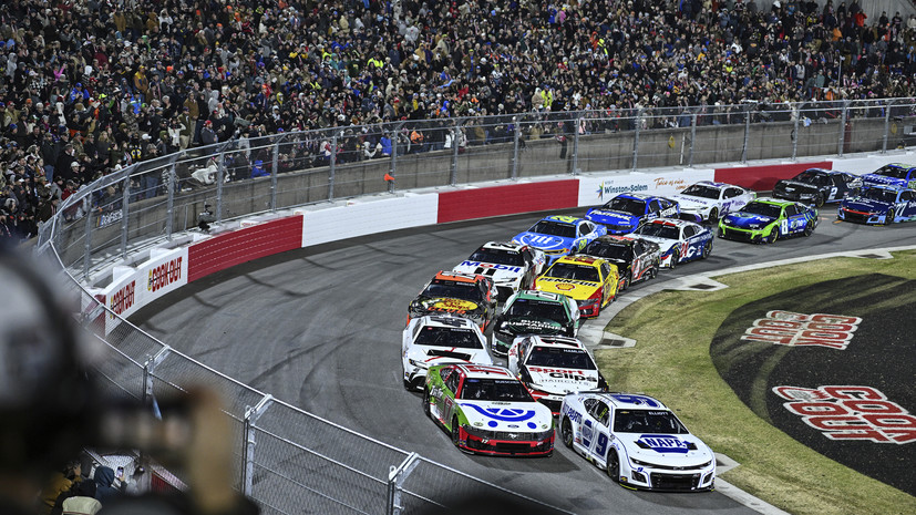 Американский гонщик умер после аварии во время гонки