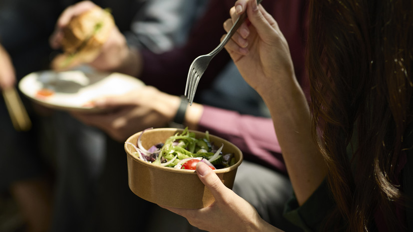 В Роскачестве объяснили, как питаться во время рабочего дня