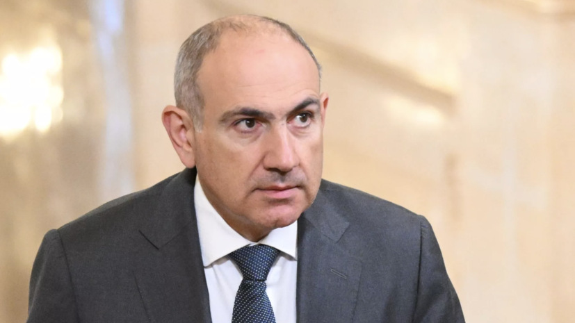 Пашинян после беседы с Путиным провёл телефонный разговор с Макроном