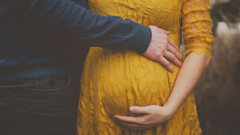 «Известия»: в России предложили резко увеличить декретные