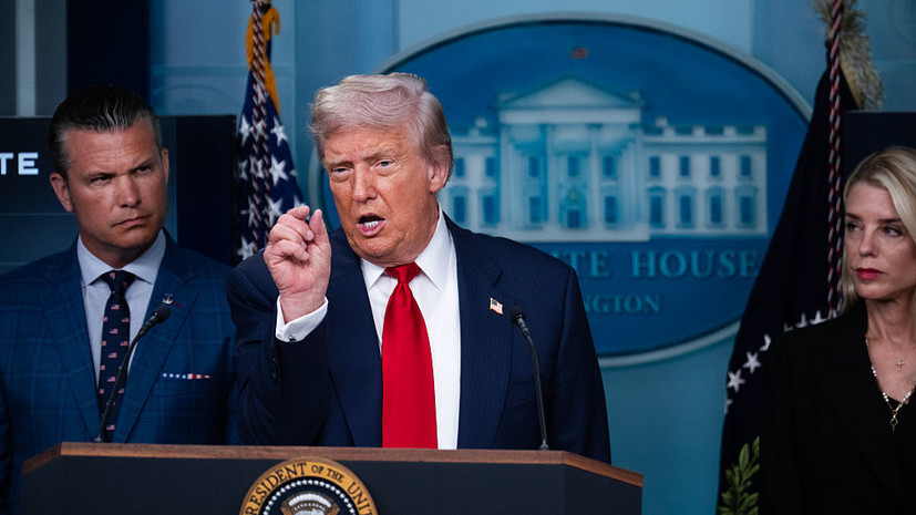 Трамп подписал указ, откладывающий введение повышенных пошлин на товары из КНР