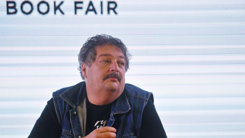 Россия объявила заочно арестованного Дмитрия Быкова в международный розыск