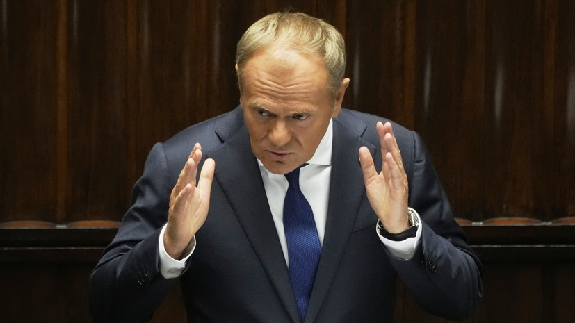 Туск: власти Украины не должны допускать антипольских жестов