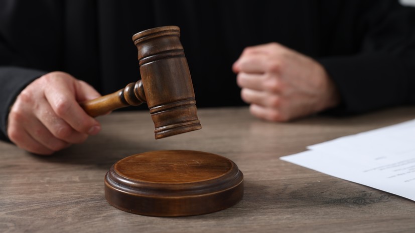 В Новосибирске заочно арестовали водителя самосвала, который пытался сбить людей