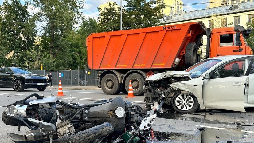 В Москве с начала года число погибших в авариях с мотоциклистами уменьшилось на 45%