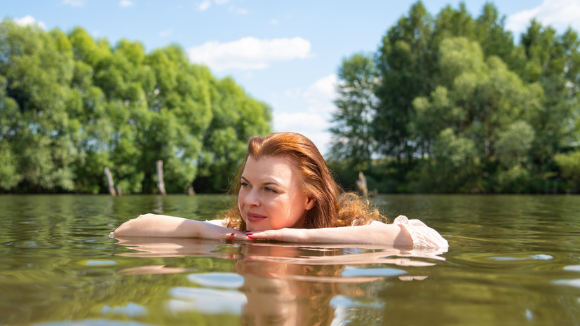 Врач Демьяновская: купание в водоёмах в августе может иметь риски