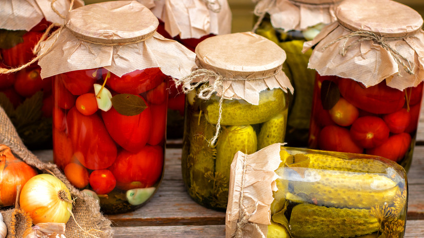 В Союзе дачников напомнили о сроках годности домашних заготовок