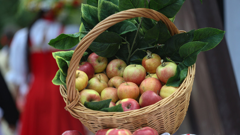 Яблочный Спас 19 августа: история, запреты и приметы праздника