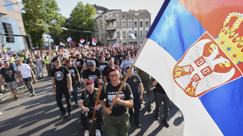 В городах Сербии проходят студенческие протесты