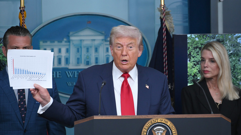 Политолог Рар прокомментировал общение Трампа с лидерами Европы перед саммитом на Аляске