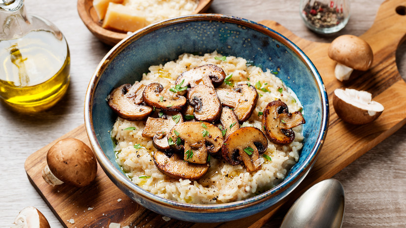 Диетолог Никитина: белые грибы являются ценным источником белка