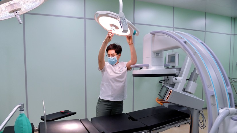 В подмосковные больницы поступит 47 новых операционных столов в 2025 году