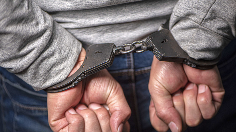 В Харькове участковый инсценировал арест товарища в военкомате