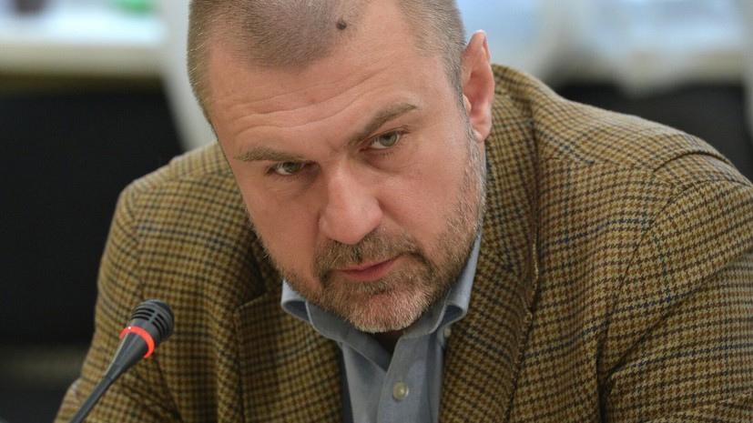 Член СПЧ Кабанов предложил изучать телефоны мигрантов