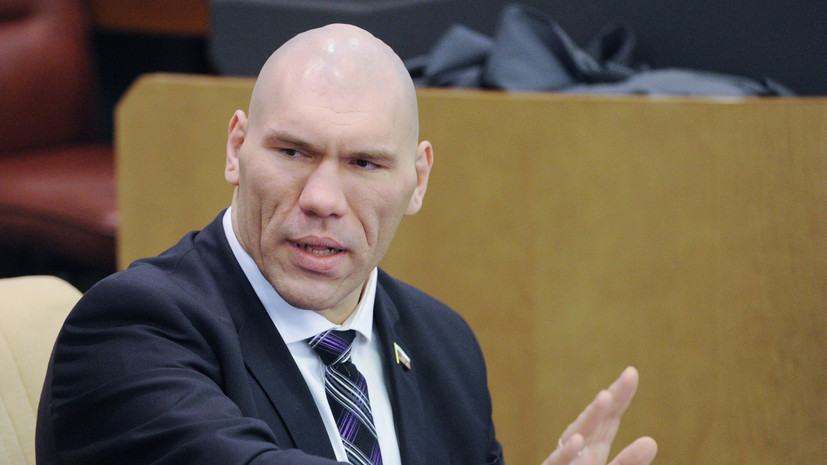 Валуев назвал ситуацию с Сафоновым и Забарным закручиванием гаек