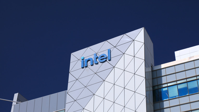 Bloomberg: администрация Трампа намерена купить долю в Intel