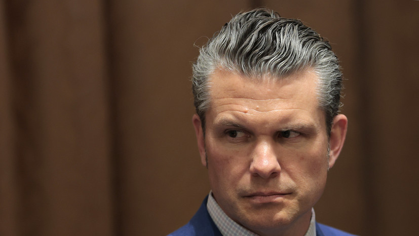 WSJ: Хегсет и глава генштаба ВС США примут участие в саммите с Россией на Аляске