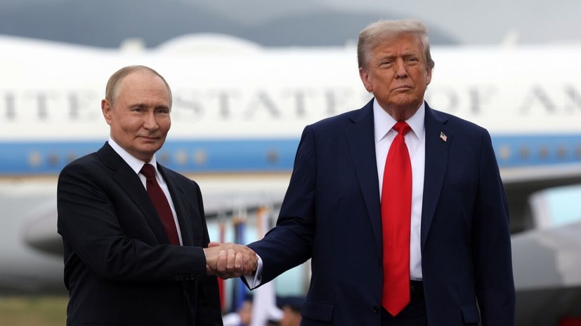 Посол Дарчиев назвал позитивной атмосферу на переговорах в узком составе