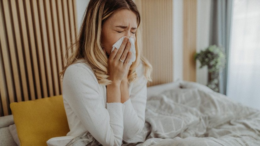 Врач Филёва назвала ошибкой утреннее проветривание помещения при аллергии на пыльцу