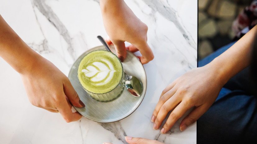 Диетолог Селезнёва: чай матча противопоказан людям с нарушением сна