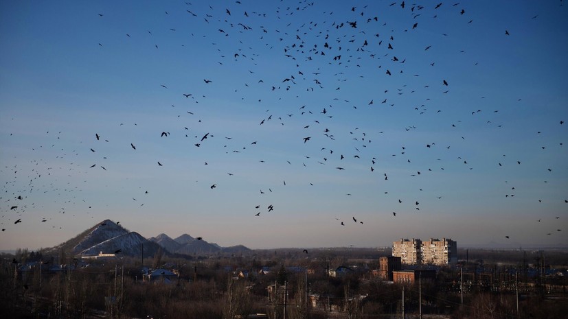 В небе над Донецком прогремели взрывы