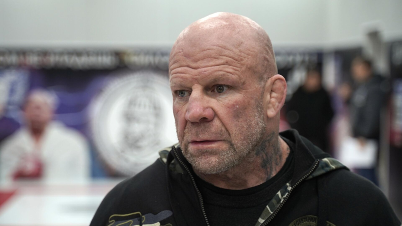 Монсон призвал Гашека заниматься хоккеем, а не политикой