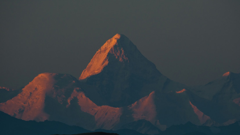 Киргизские лётчики ждут подходящих условий для эвакуации альпинистов
