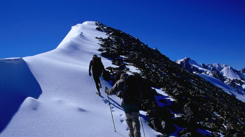 Альпинист: чтобы спасти Наговицину, нужно до шести альпинистов высокого класса