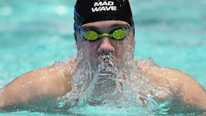 Пловец Щербаков выиграл золото юниорского чемпионата мира на дистанции 200 м комплексом